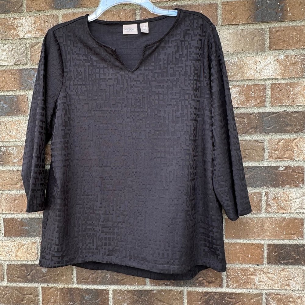 Black Half Sleeve Pull over Chico Top in Chico Size 1